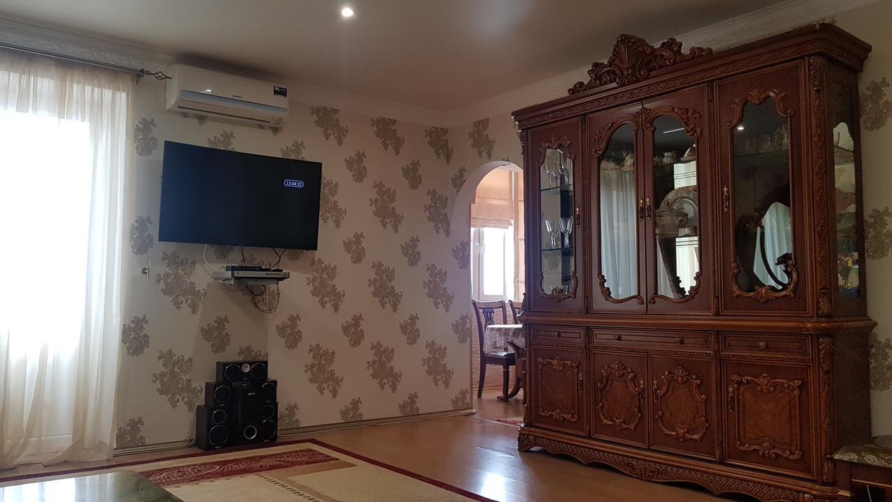 Люкс Апартаменты Центр Sochumi Exterior foto